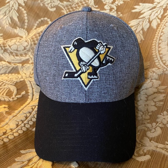 Pittsburgh Penguins Hat - Picture 1 of 3